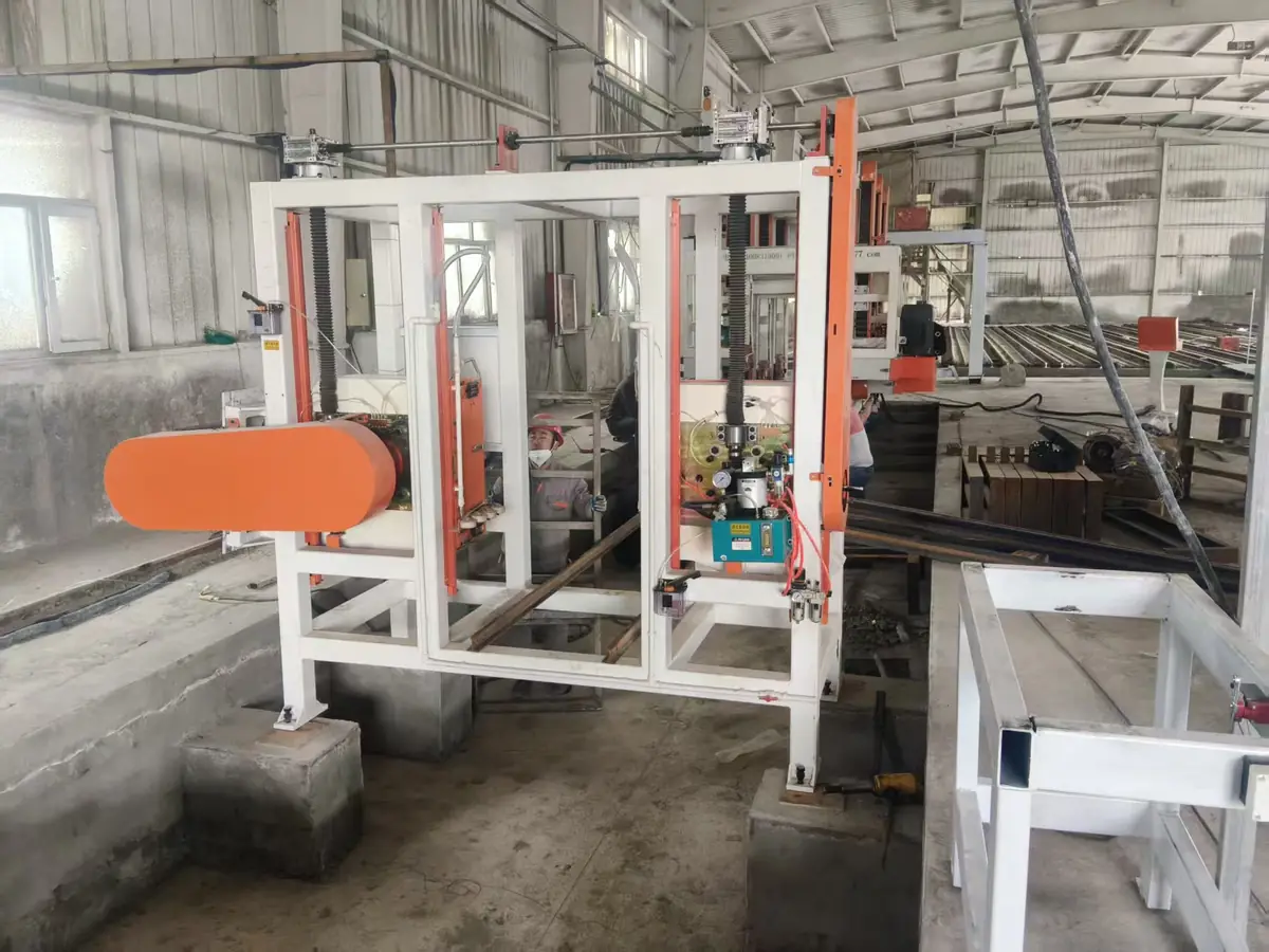 Cutting equipment installed for the Kashgar circular-saw replacement project