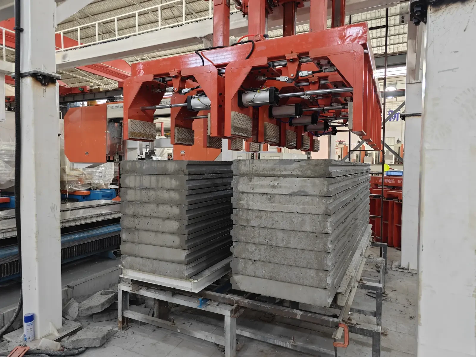 Ceramsite lightweight block and wall-panel production lines reference media from the documented project team