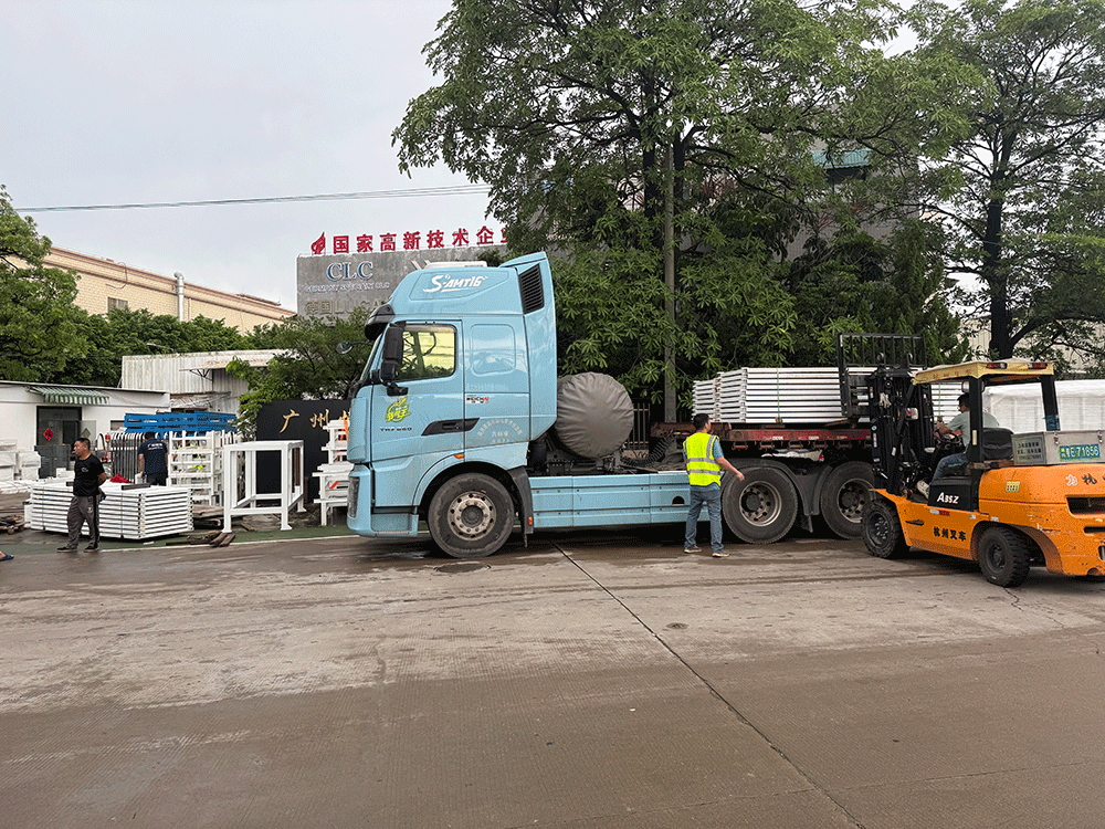 HENGDE lightweight wall panel production equipment prepared for shipment to Mongolia — equipment shipment image 1