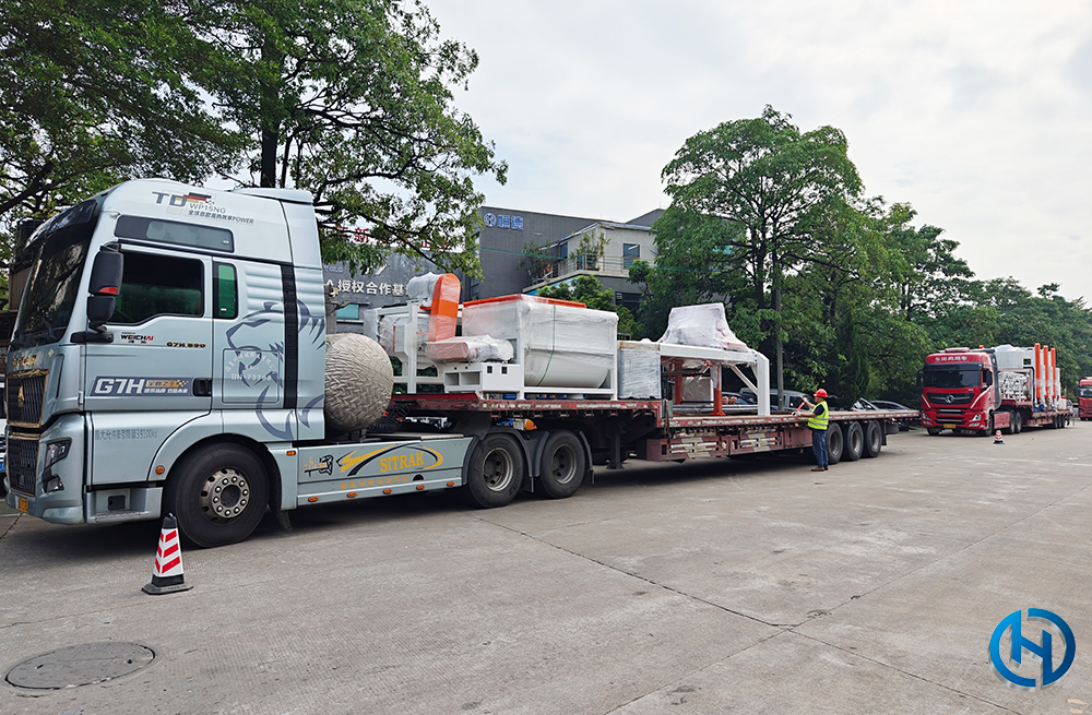 HENGDE self-insulating block production equipment prepared for shipment to China — equipment shipment image 1