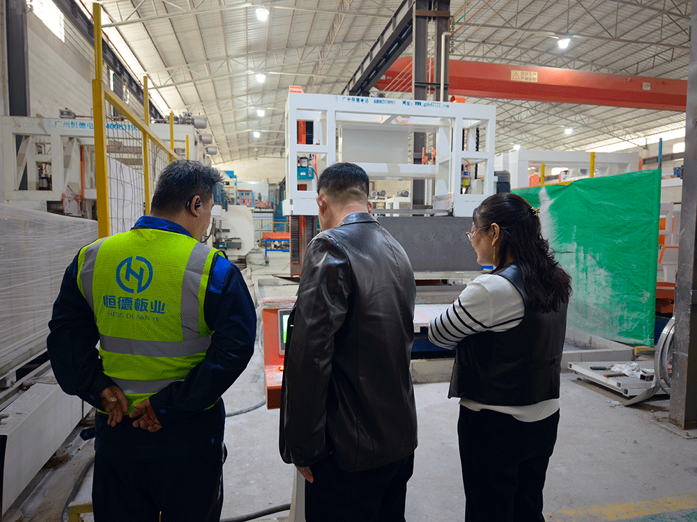 Kenya project team reviewing HENGDE clc / foamed concrete block production equipment