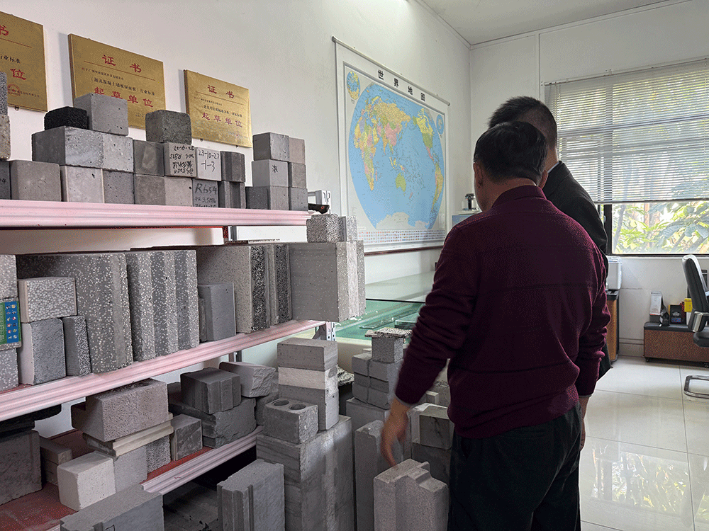 HENGDE ceramsite wall panel production and cutting test