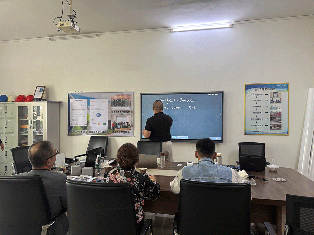 Timor-Leste project team reviewing HENGDE clc / foamed concrete block production equipment
