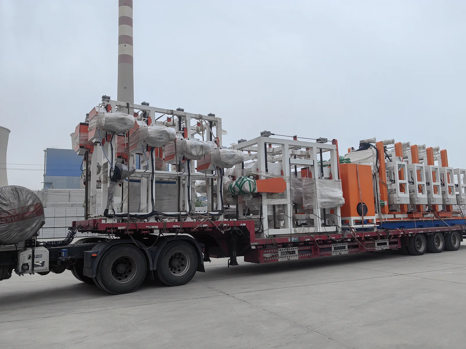 Six-metre-line retrofit equipment prepared for shipment to the Aksu project