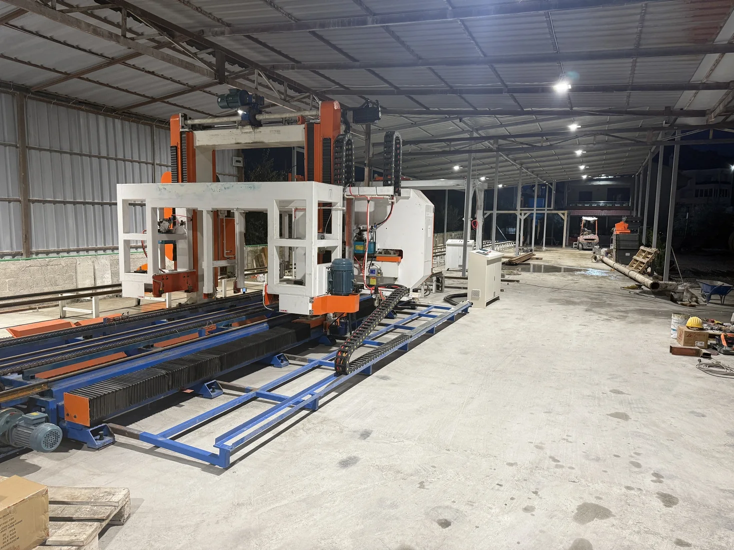 Foam-concrete block cutting line at the Albania project site