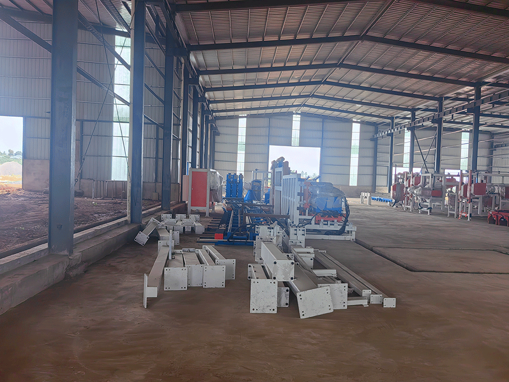 HENGDE engineer supporting lightweight wall panel production-line installation in Ghana
