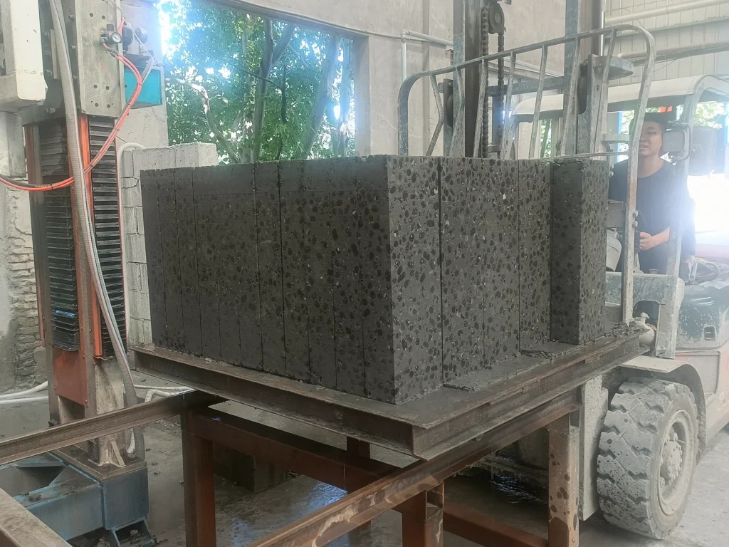 Ceramsite blocks positioned at the cutting machine in the Shaoxing project