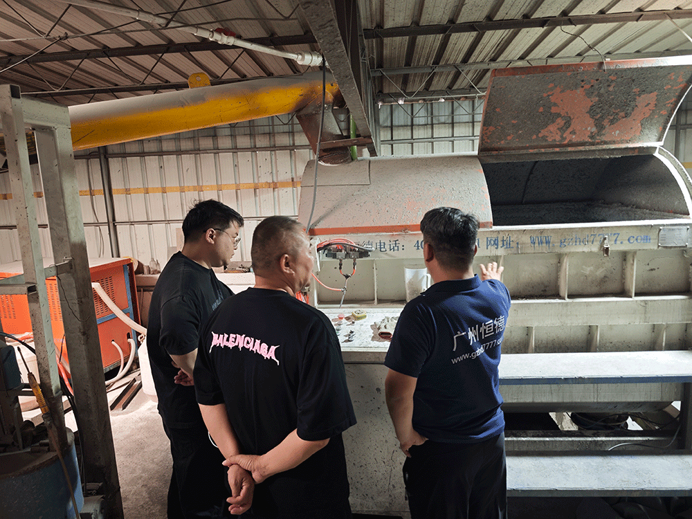 DR Congo project team training on HENGDE lightweight block production equipment — acceptance and training image 3