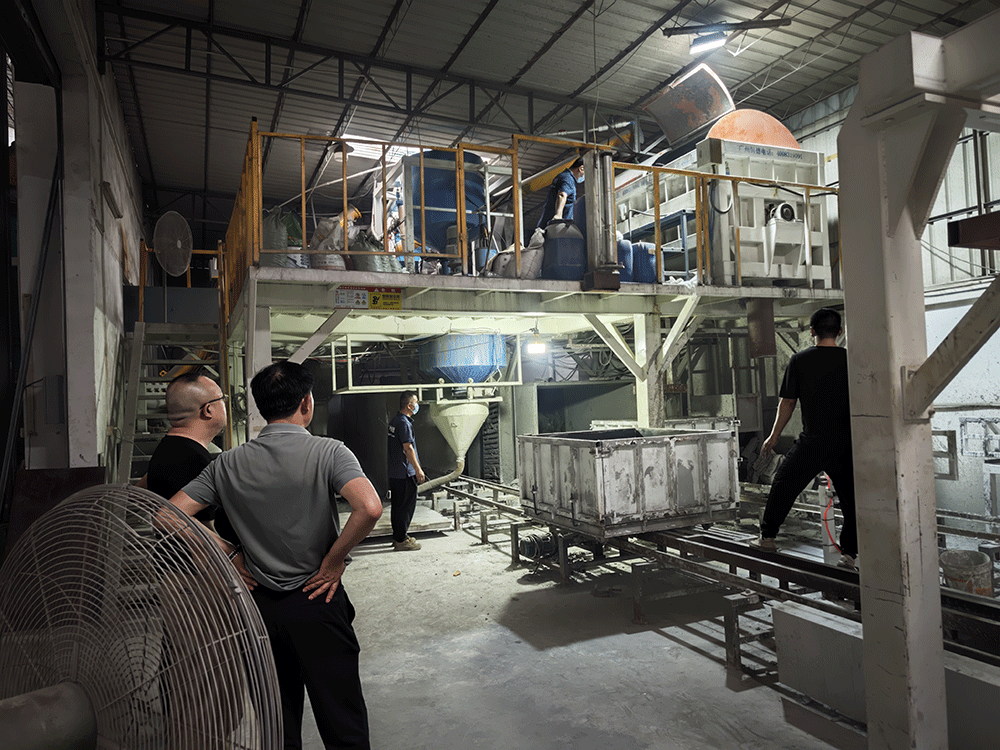 Guizhou client visit at Hengde factory