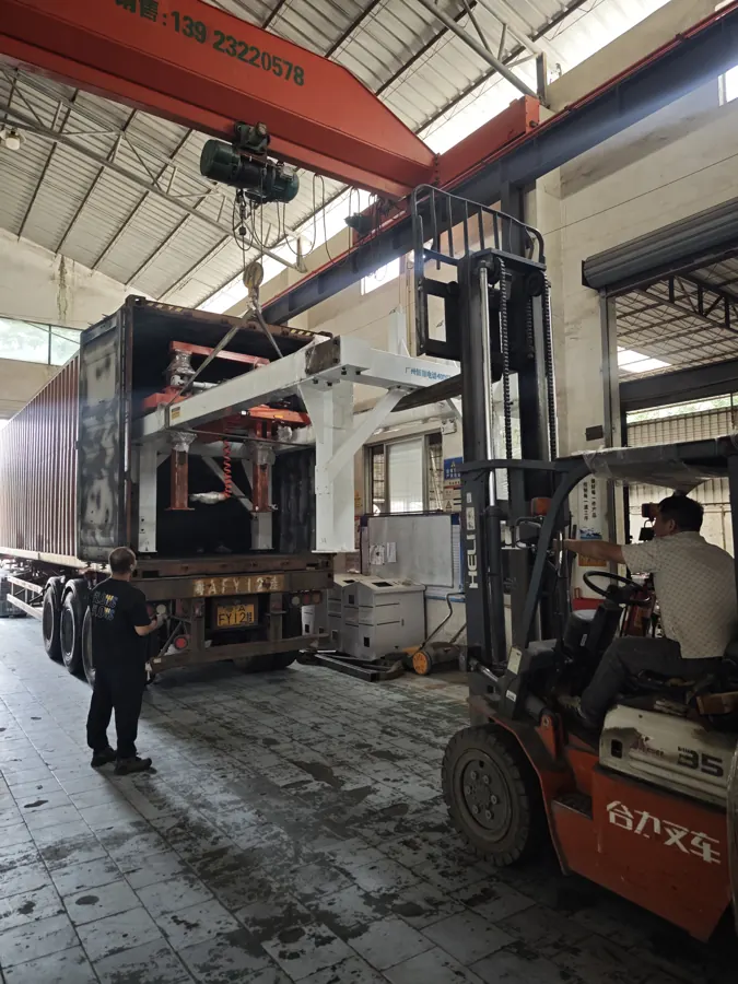 Forklift handling equipment for the second Albania customer shipment